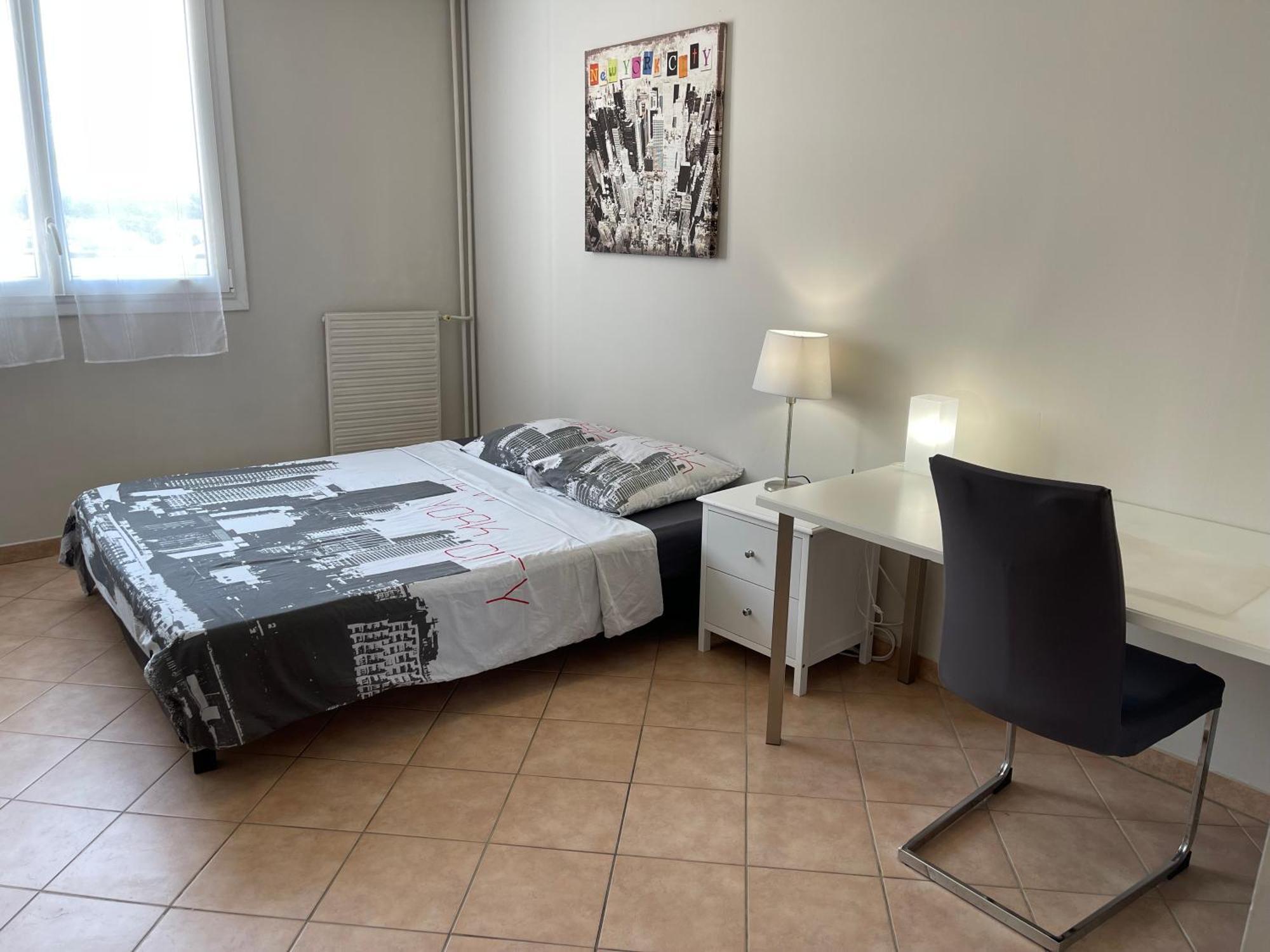 Chambre Privee En Colocation Dans Un Appartement Vaulx En Velin Centre ภายนอก รูปภาพ