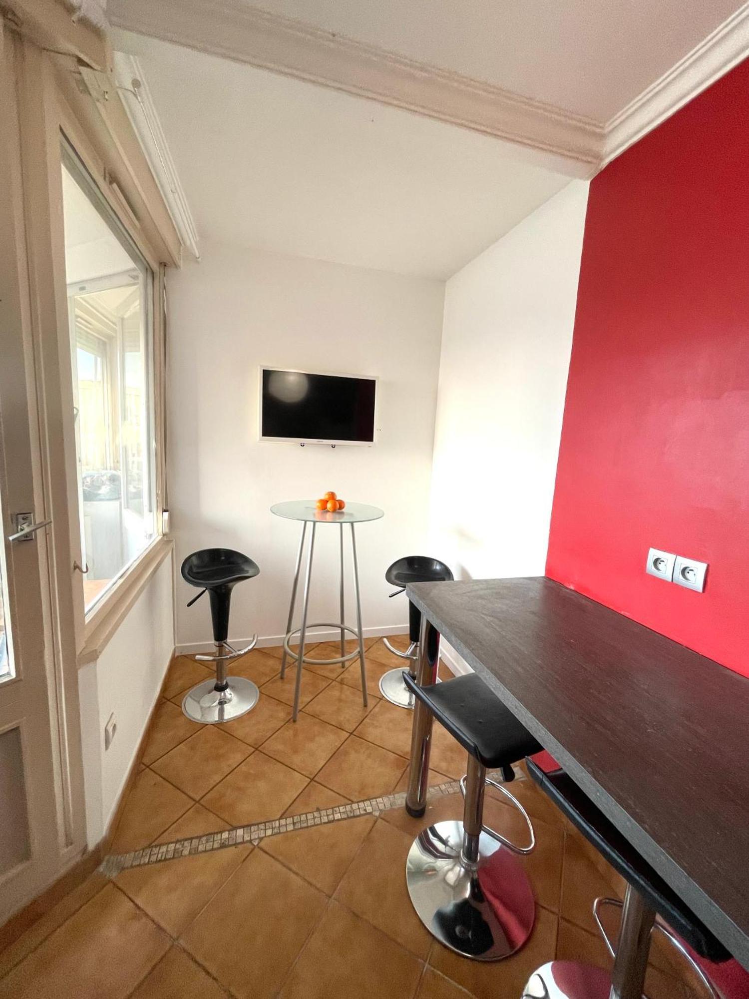 Chambre Privee En Colocation Dans Un Appartement Vaulx En Velin Centre ภายนอก รูปภาพ