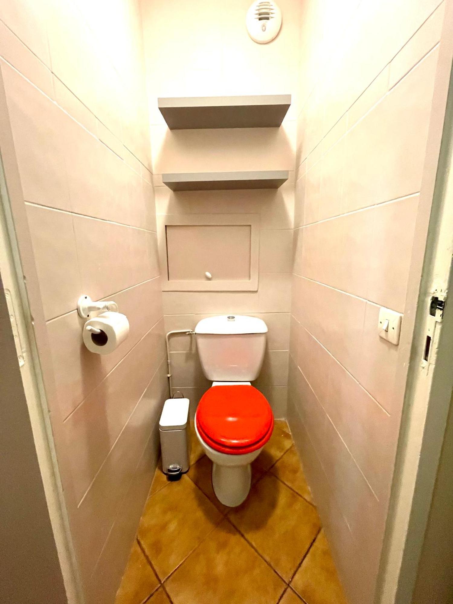 Chambre Privee En Colocation Dans Un Appartement Vaulx En Velin Centre ภายนอก รูปภาพ